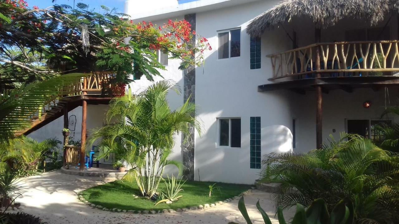 Zamunda Garden View Hotel ตูลุม ภายนอก รูปภาพ